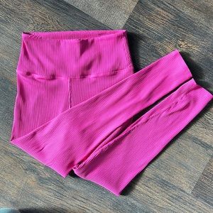 Carbon 38- High Waisted 7/8 Legging